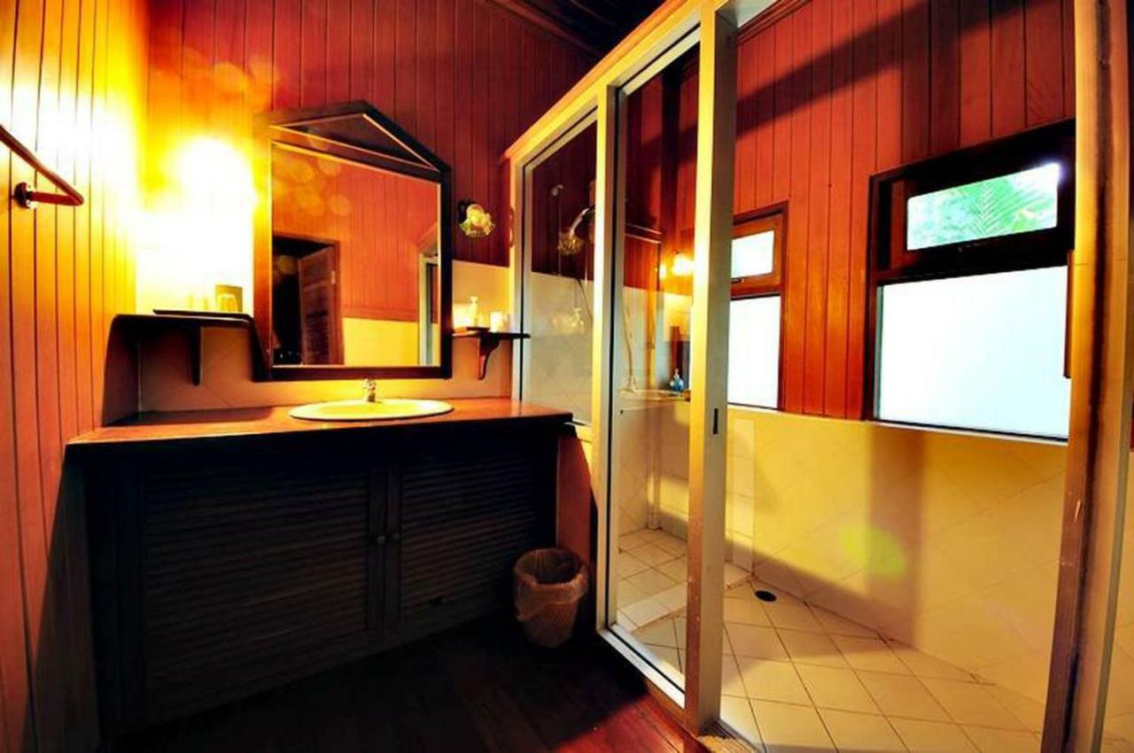 Baan Mai Beachfront Lone Island 布吉 外观 照片
