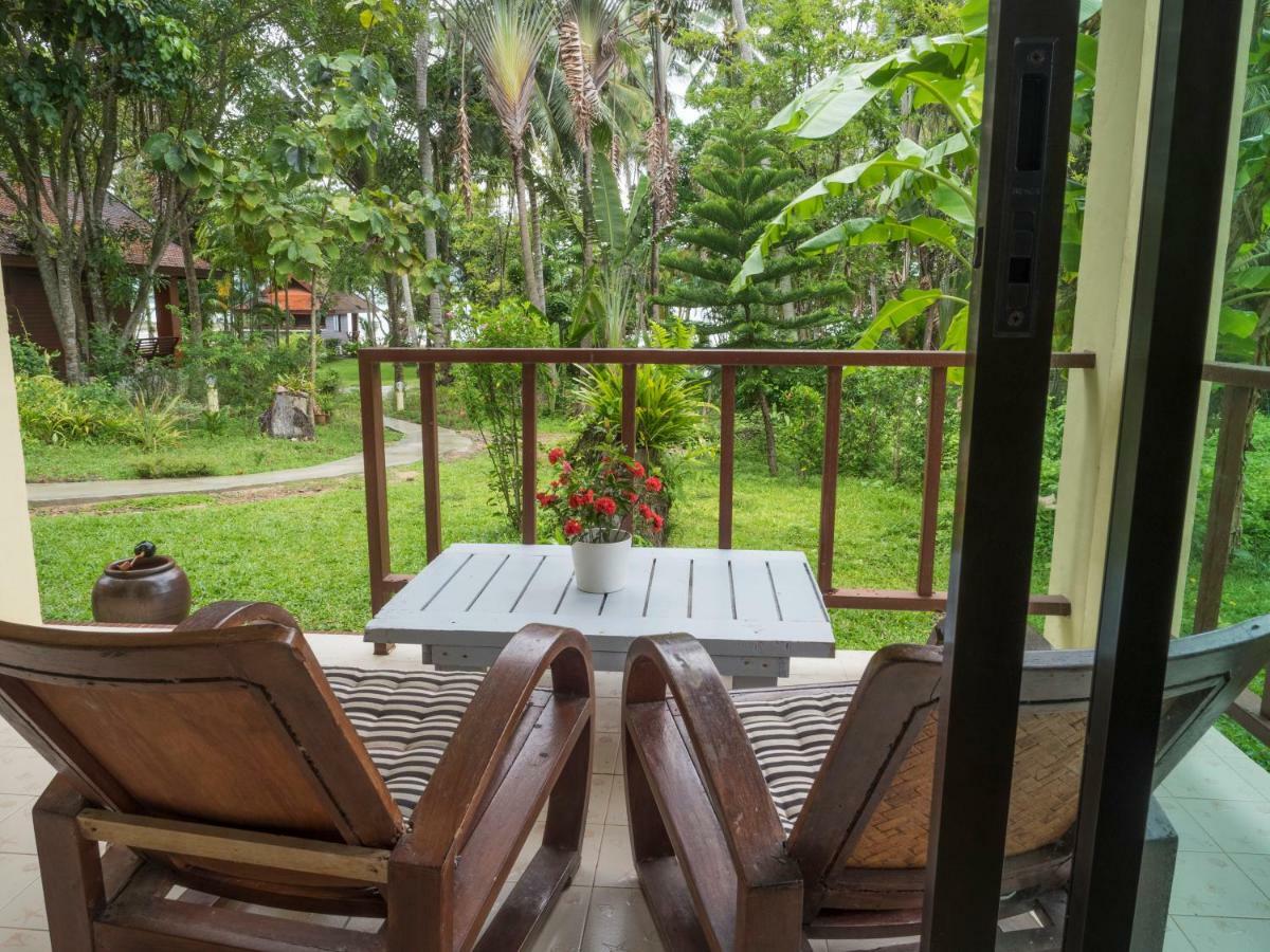 Baan Mai Beachfront Lone Island 布吉 外观 照片