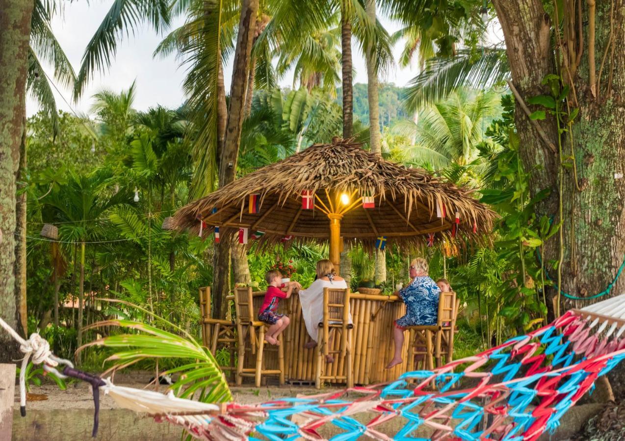 Baan Mai Beachfront Lone Island 布吉 外观 照片